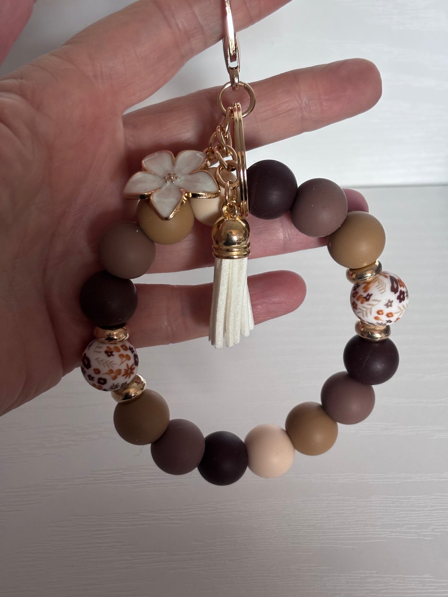 Hand‑Beaded Wristlet Keyring | Warm Neutrals & Floral Print with White Flower Charm